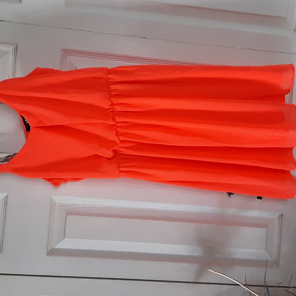 Very cute coral small dress